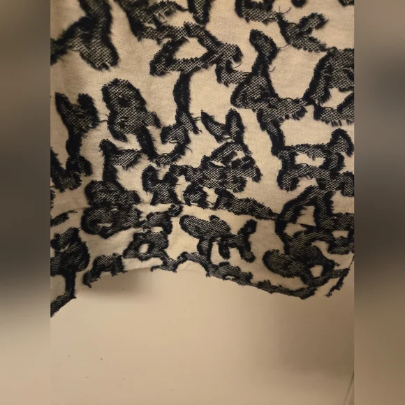 NWT Loft Blue and White Textured Women's Long Sleeved Top - Picture 6 of 7